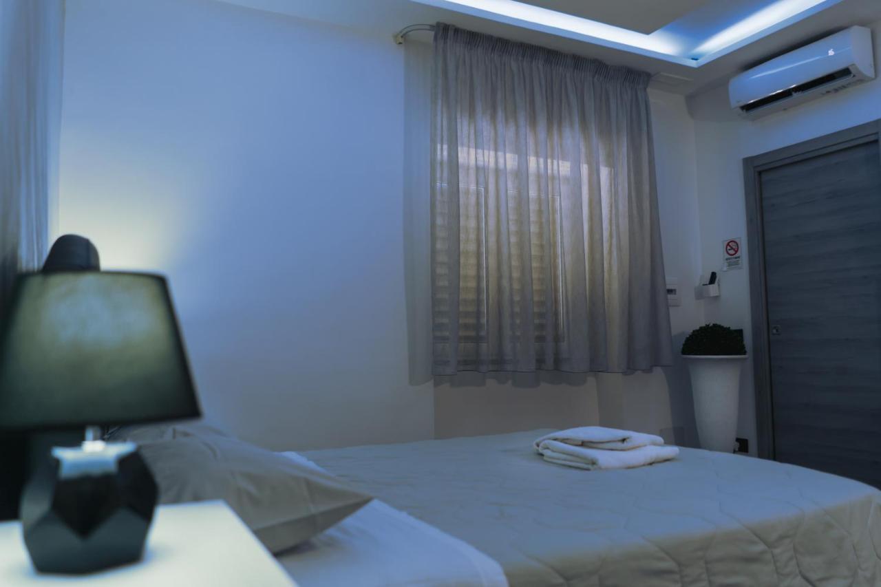 Dl Luxury * Naples